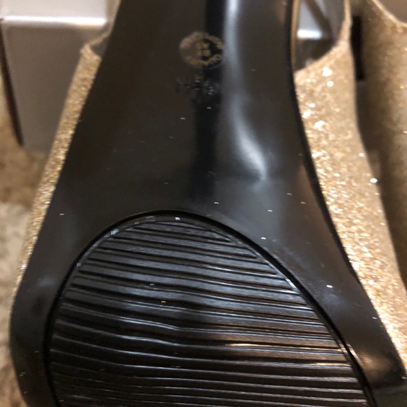 Gold and silver glitter peep toe platform heels - Picture 2 of 8